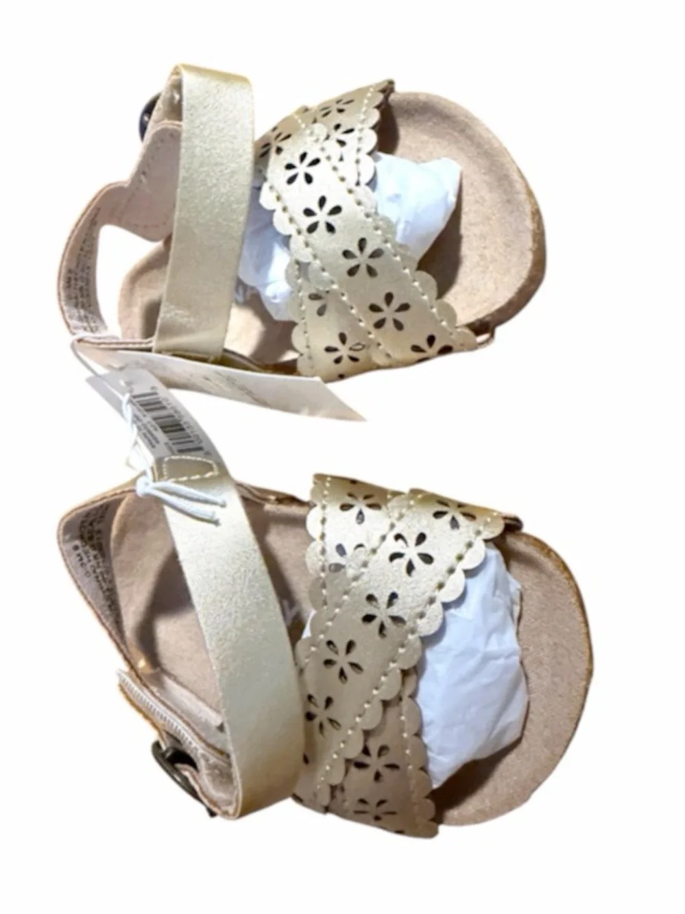 NWT Old Navy Baby Girl Gold Perforated Scallop Sandals 0-3 months